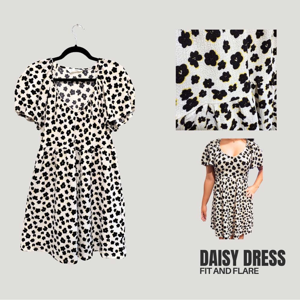 Daisy Dress Fit and Flare - Black and White Floral